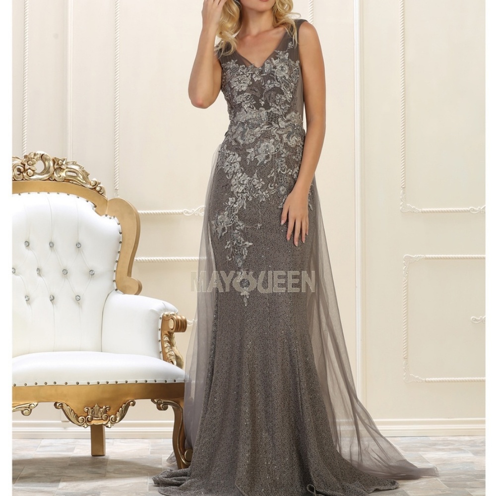 Royal Queen - Stunning Beaded Charcoal Fitted Formal Evening Gown